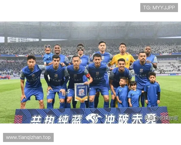 申花终结不胜魔咒首度攻克浦东足球场力克海港赢得德比荣耀